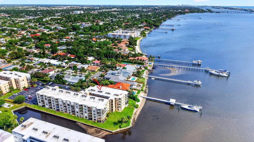 896 FEDERAL Highway #421 Lantana, FL 33462