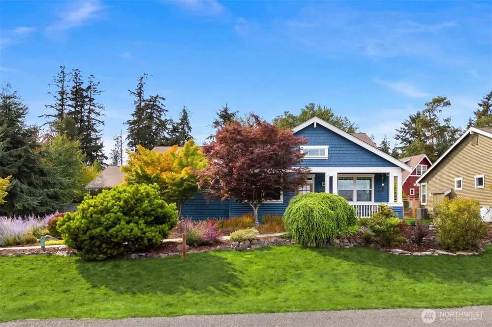 211 Stromberg Avenue Port Townsend, WA 98368