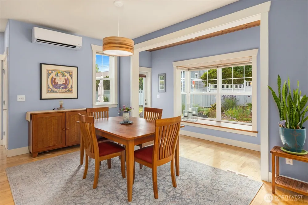 211 Stromberg Avenue Port Townsend, WA 98368