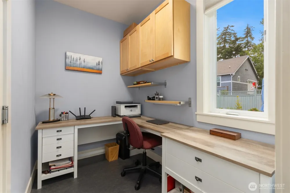 211 Stromberg Avenue Port Townsend, WA 98368