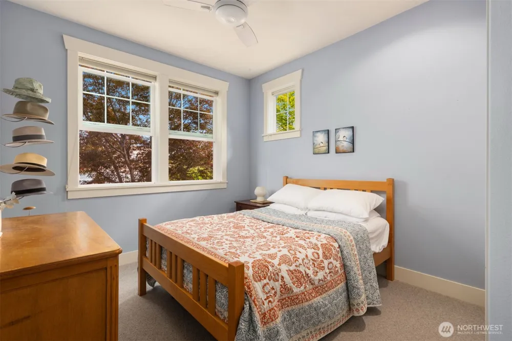 211 Stromberg Avenue Port Townsend, WA 98368