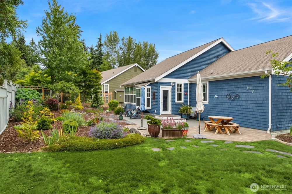 211 Stromberg Avenue Port Townsend, WA 98368