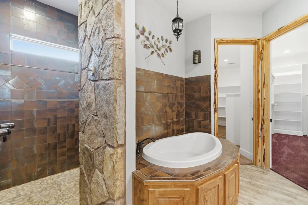 927 Prickly Pear Trail Gordon, TX 76453