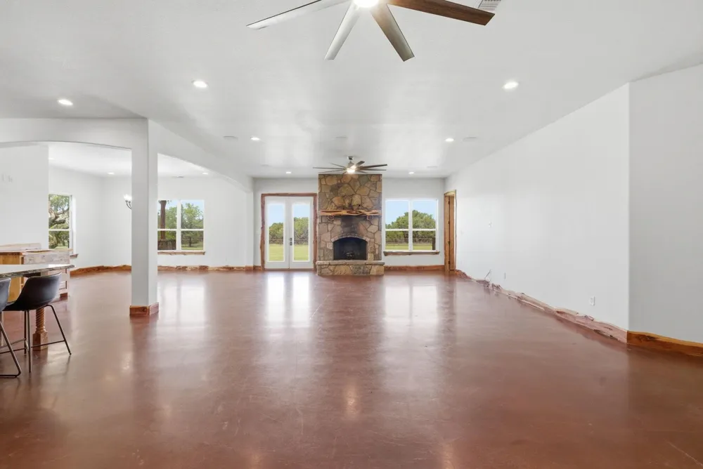 927 Prickly Pear Trail Gordon, TX 76453