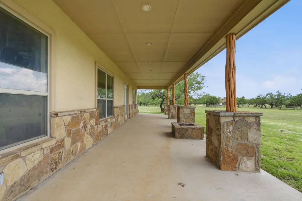 927 Prickly Pear Trail Gordon, TX 76453