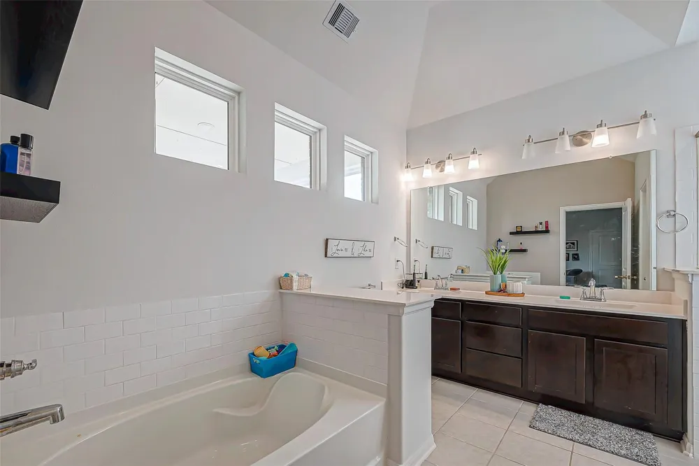 2805 Vanilla Sky Lane La Marque, TX 77568