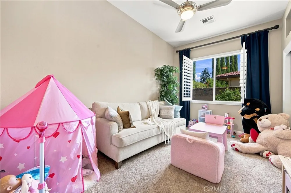 2206 Ribble Valley Bakersfield, CA 93311