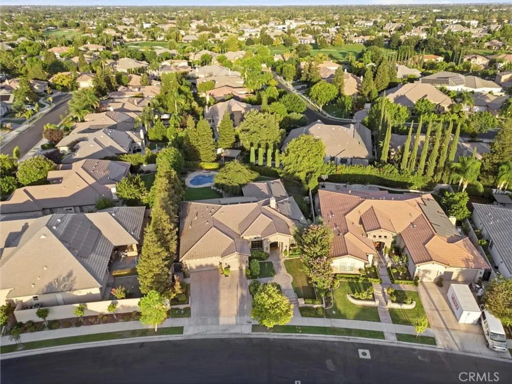 2206 Ribble Valley Bakersfield, CA 93311