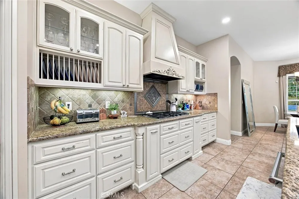 2206 Ribble Valley Bakersfield, CA 93311