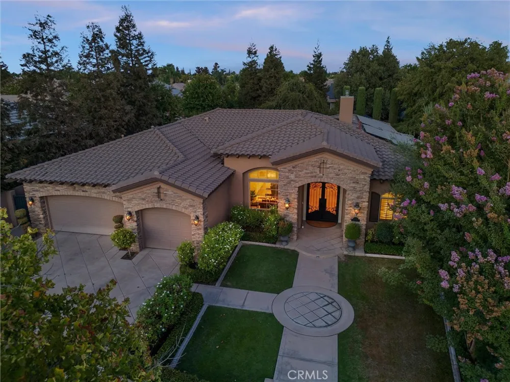 2206 Ribble Valley Bakersfield, CA 93311