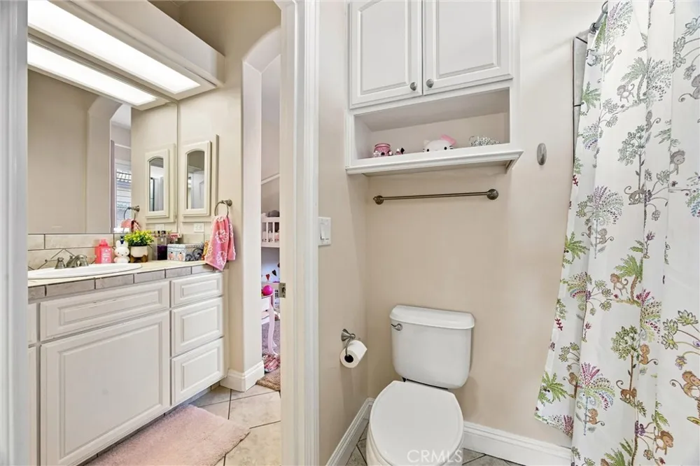 2206 Ribble Valley Bakersfield, CA 93311