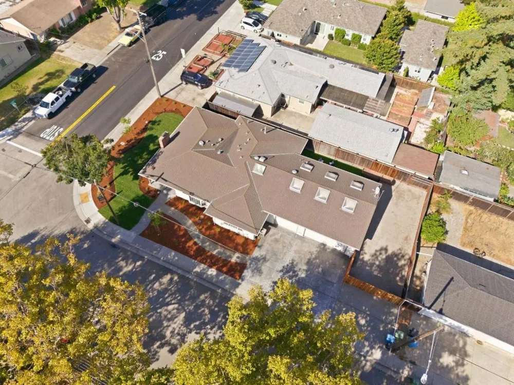 1402 Alpine Avenue Santa Clara, CA 95051