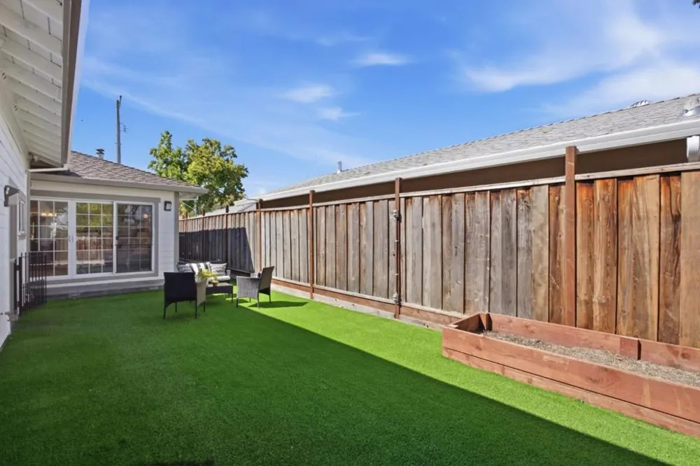 1402 Alpine Avenue Santa Clara, CA 95051