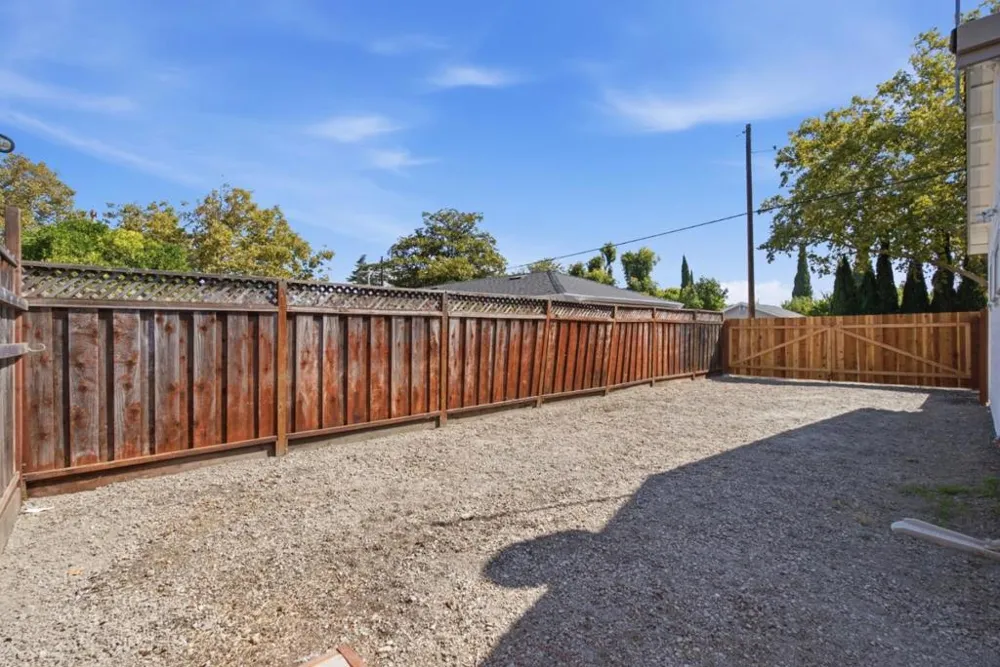1402 Alpine Avenue Santa Clara, CA 95051
