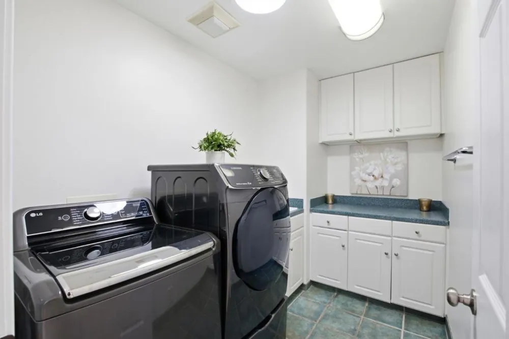 1402 Alpine Avenue Santa Clara, CA 95051
