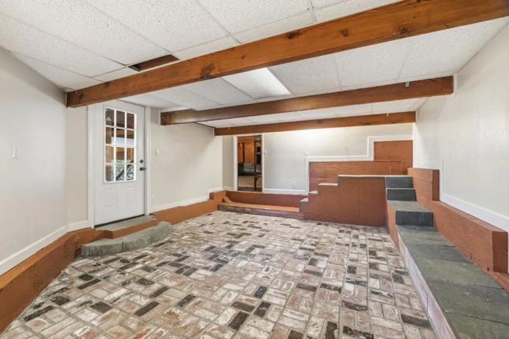 251 Starlight Terrace Santa Cruz, CA 95065