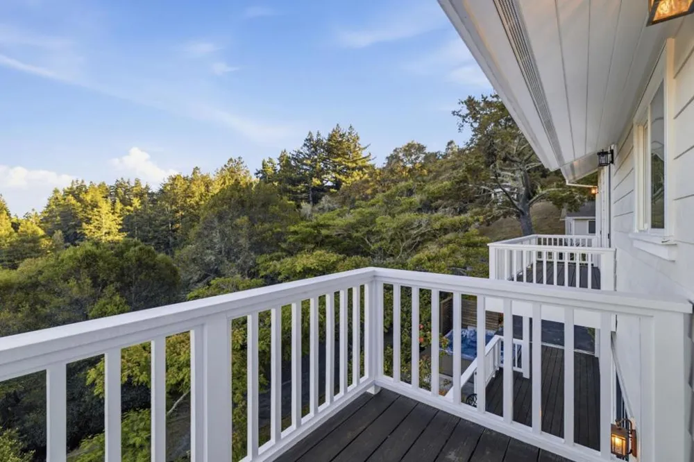 251 Starlight Terrace Santa Cruz, CA 95065