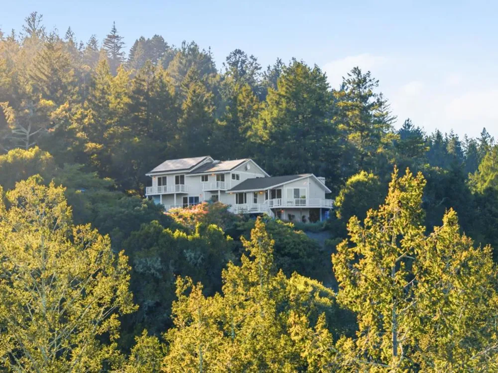 251 Starlight Terrace Santa Cruz, CA 95065