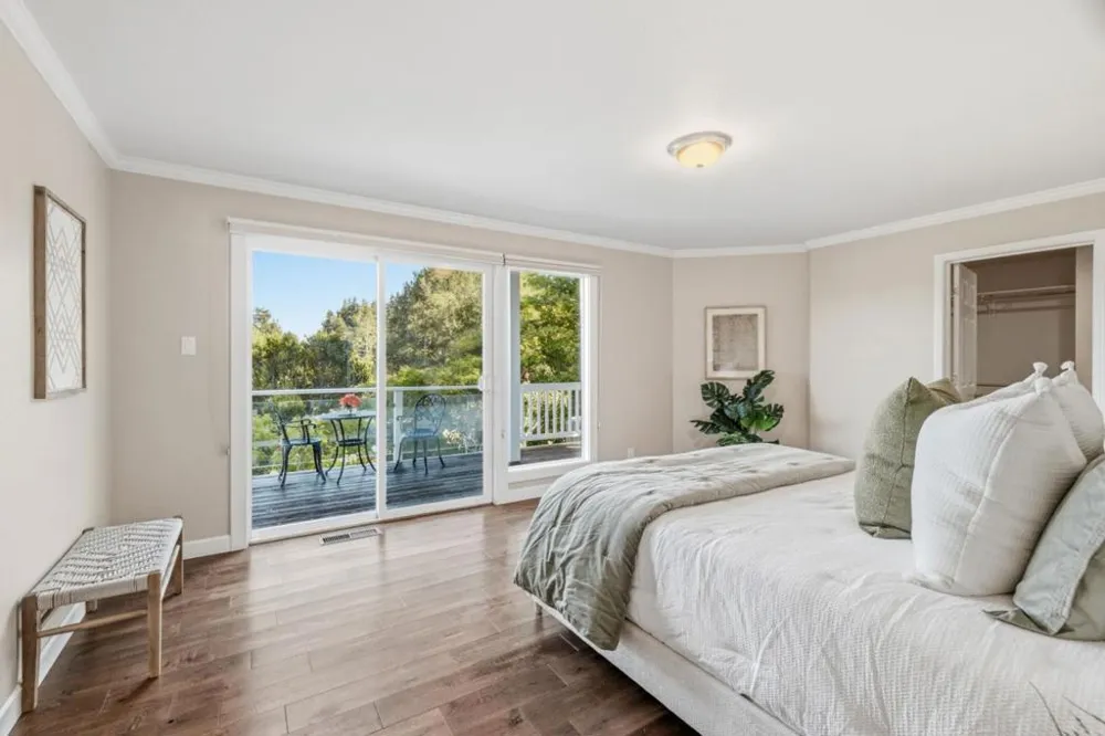 251 Starlight Terrace Santa Cruz, CA 95065
