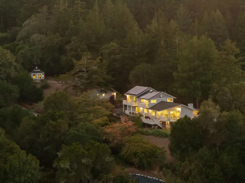 251 Starlight Terrace Santa Cruz, CA 95065