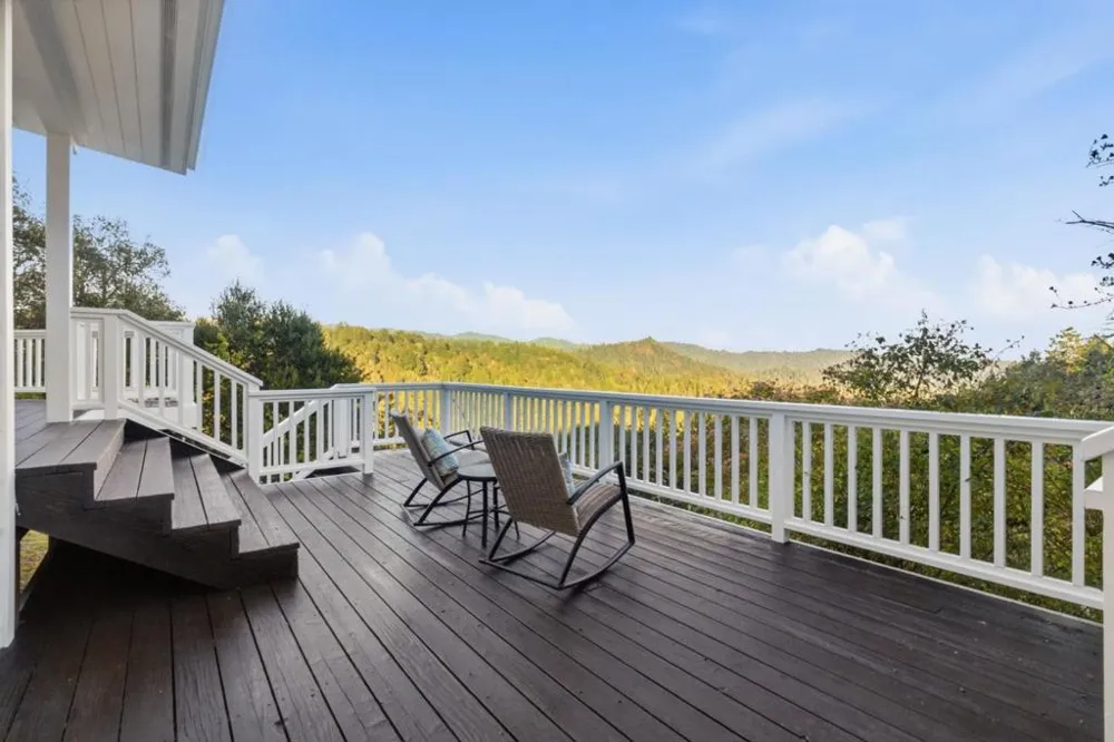 251 Starlight Terrace Santa Cruz, CA 95065