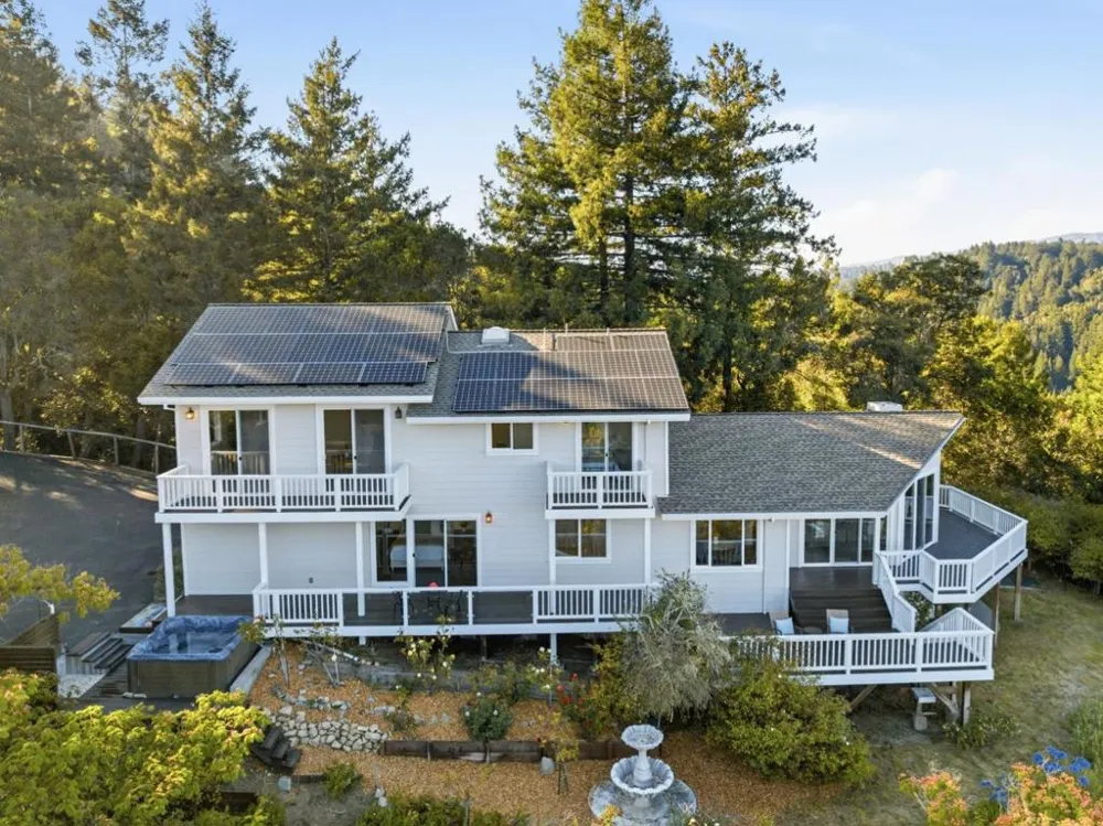 251 Starlight Terrace Santa Cruz, CA 95065
