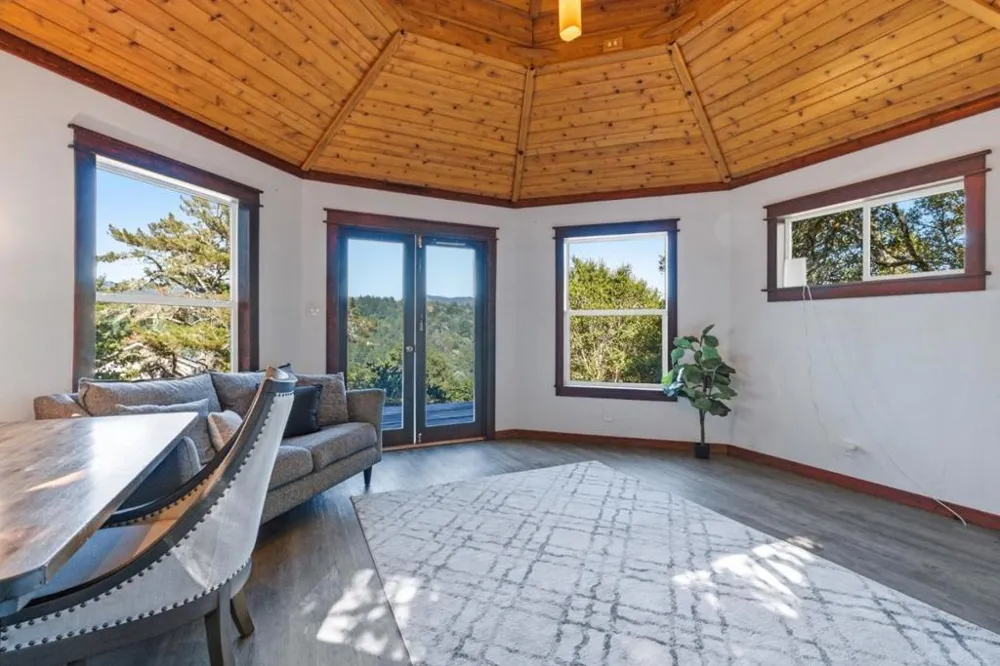 251 Starlight Terrace Santa Cruz, CA 95065