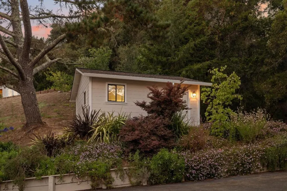 251 Starlight Terrace Santa Cruz, CA 95065