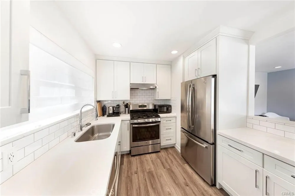207 Cypress #A Newport Beach, CA 92661