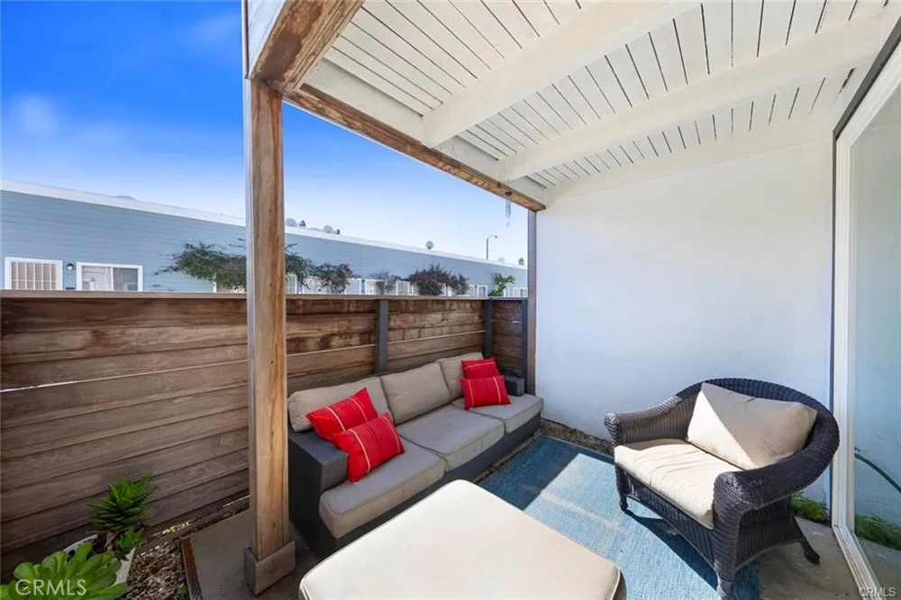 207 Cypress #A Newport Beach, CA 92661