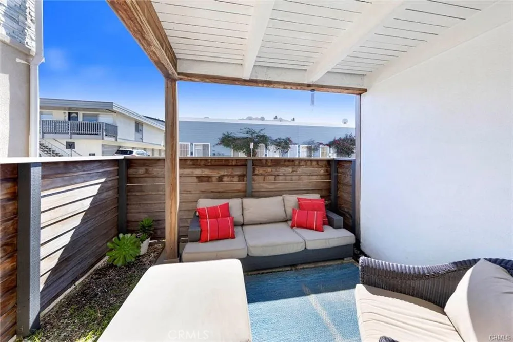 207 Cypress #A Newport Beach, CA 92661