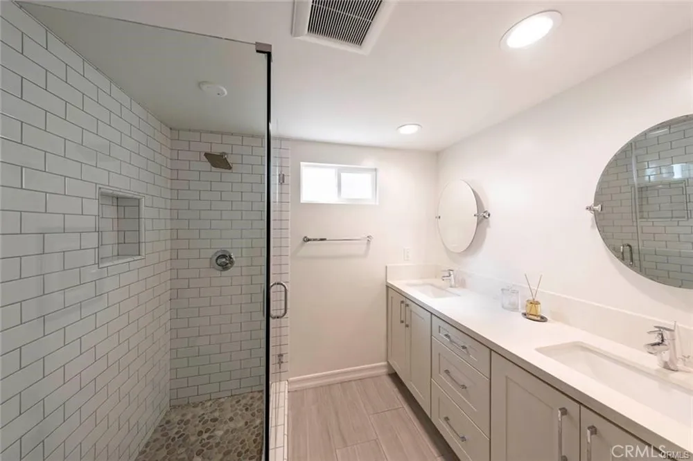 207 Cypress #A Newport Beach, CA 92661