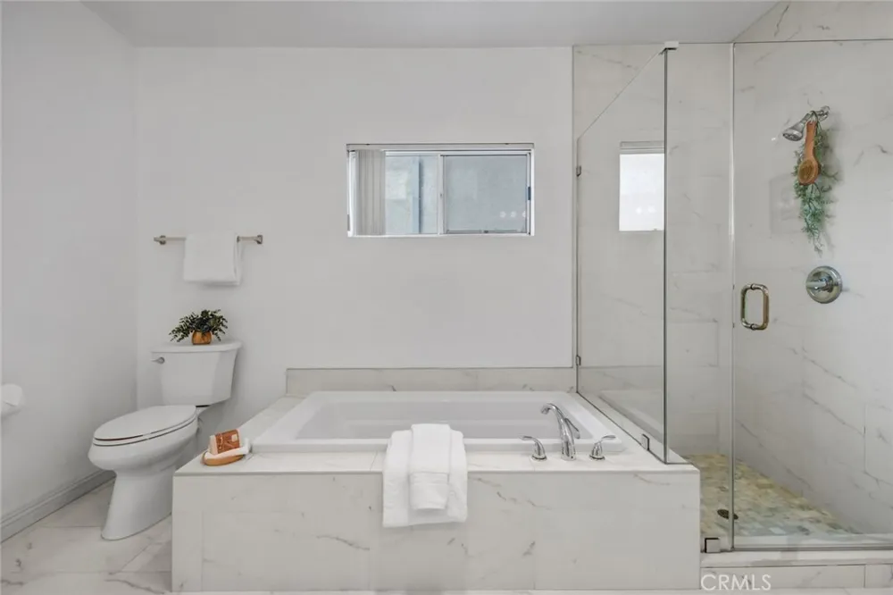 1921 Malcolm Los Angeles, CA 90025
