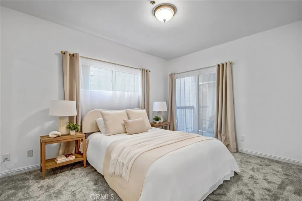 1921 Malcolm Los Angeles, CA 90025
