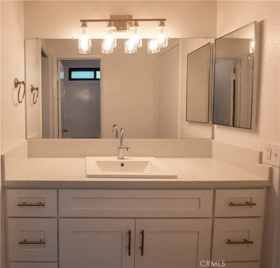 1500 W Edgehill #44 San Bernardino, CA 92405