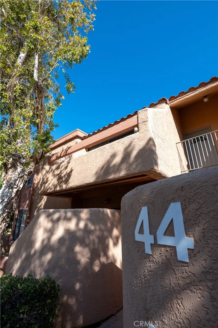 1500 W Edgehill #44 San Bernardino, CA 92405