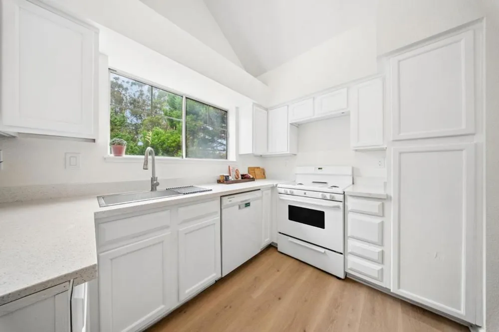 1400 El Camino Real #220 South San Francisco, CA 94080