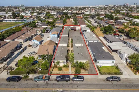 10901 S Freeman