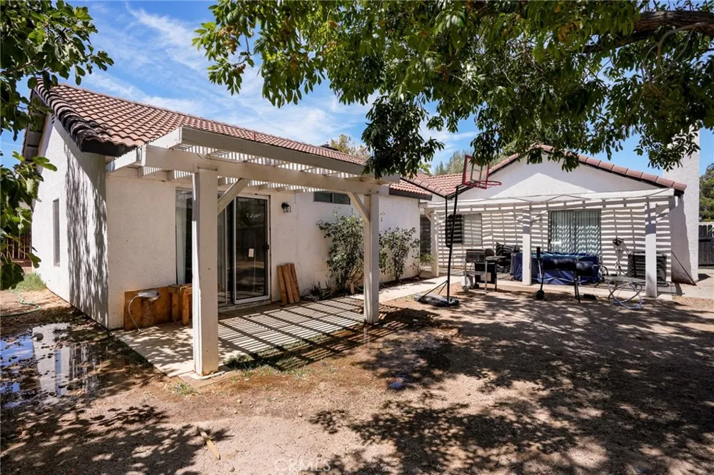 3030 Twincreek Avenue Palmdale, CA 93551