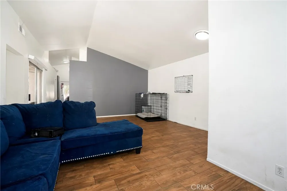 3030 Twincreek Avenue Palmdale, CA 93551