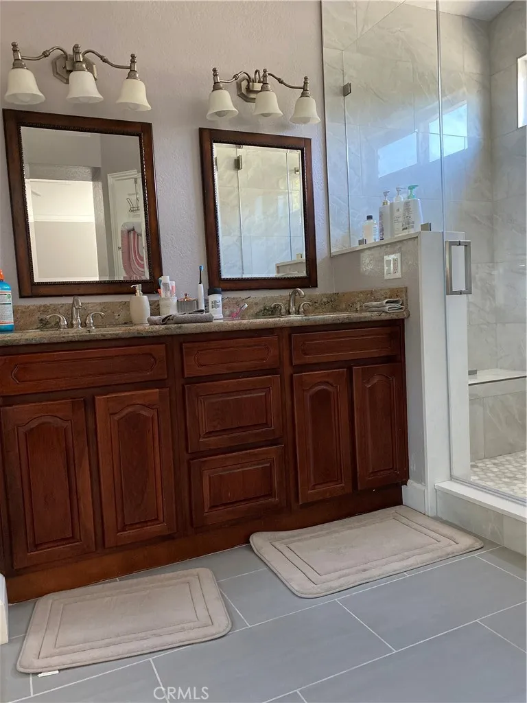 11753 Malagon Fontana, CA 92337