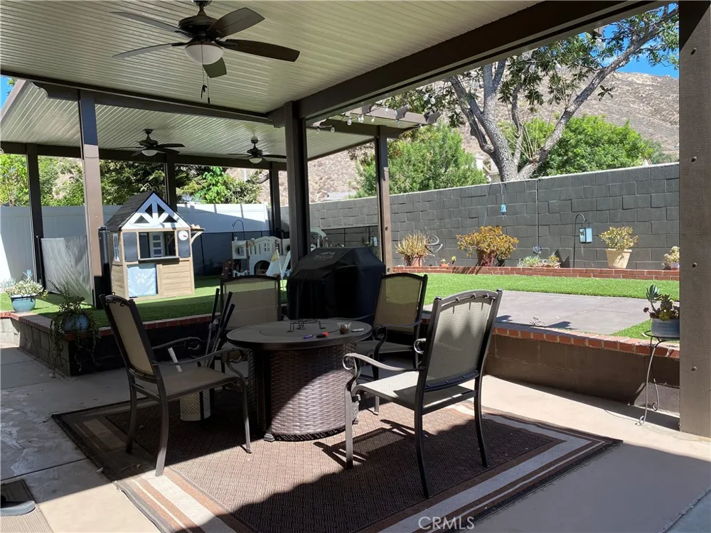 11753 Malagon Fontana, CA 92337
