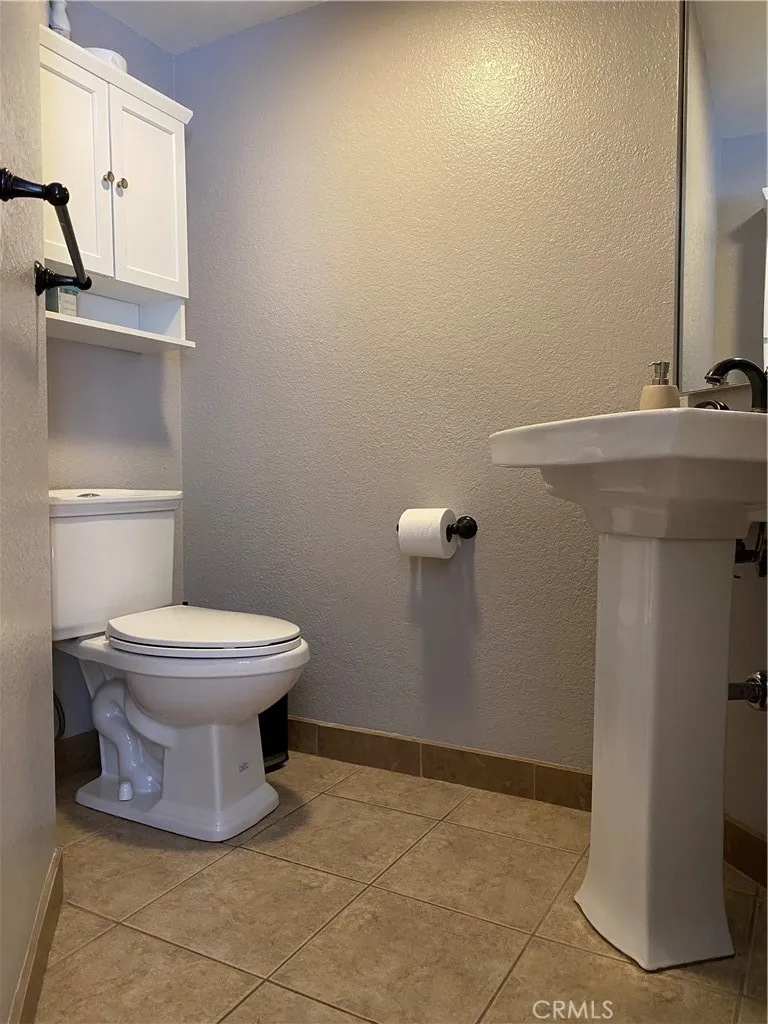11753 Malagon Fontana, CA 92337