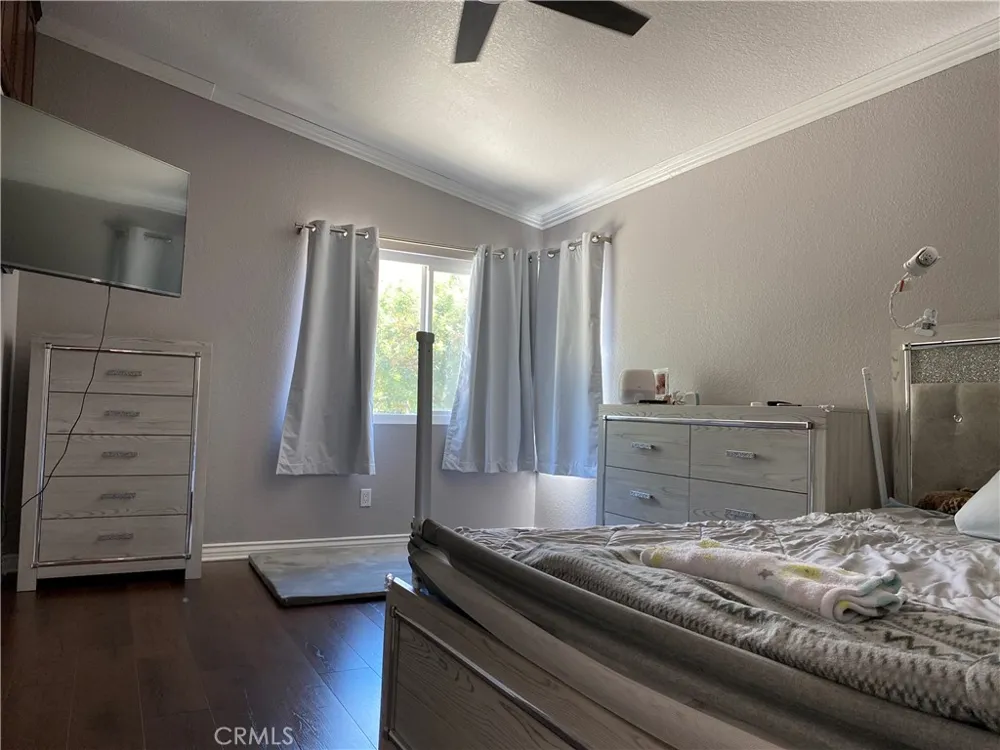 11753 Malagon Fontana, CA 92337