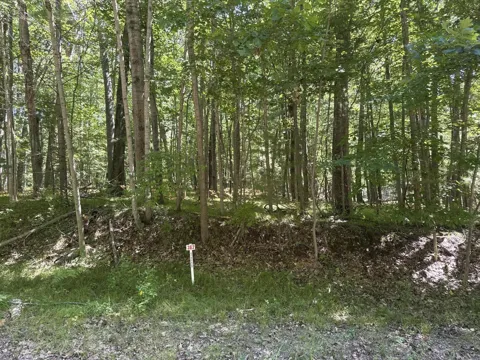 8278 Highland Trail