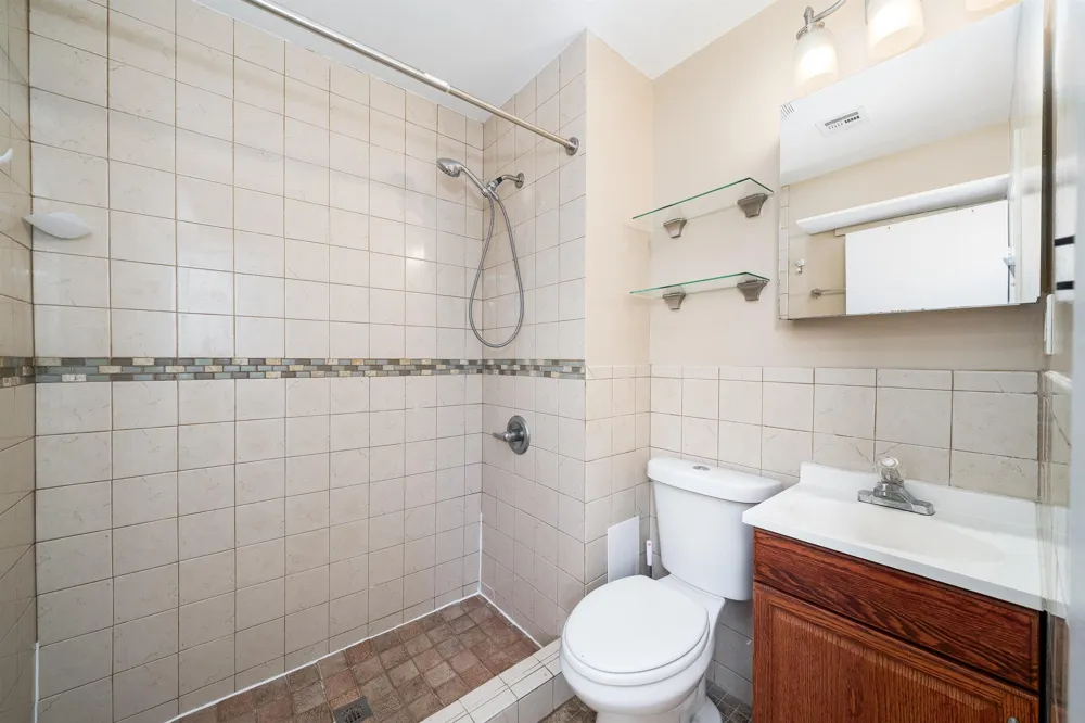 10 WEST 21ST ST Bayonne, NJ 07002