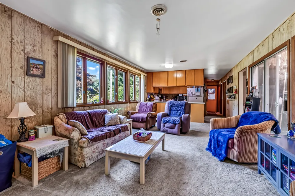 8183 W Cleveland Road Claybanks Township, MI 49446