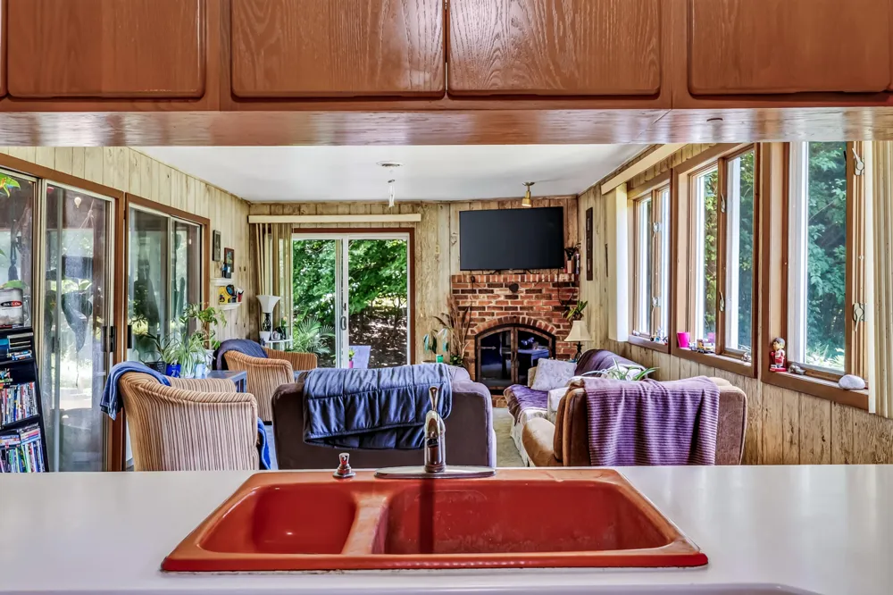 8183 W Cleveland Road Claybanks Township, MI 49446