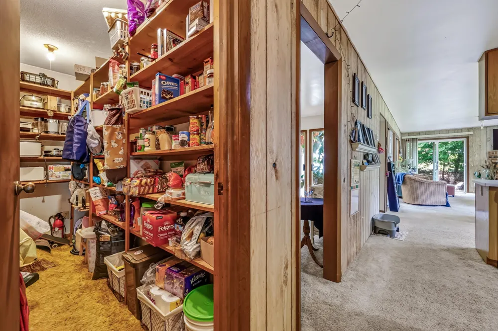 8183 W Cleveland Road Claybanks Township, MI 49446