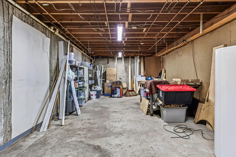 8183 W Cleveland Road Claybanks Township, MI 49446